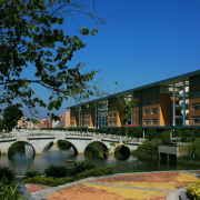 芜湖地区卫生学校LOGO